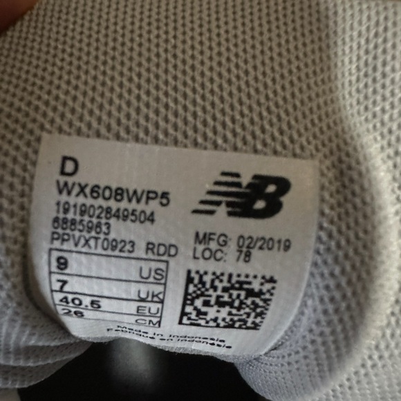 NEW BALANCE 608 v5 WHITE ATHLETIC SNEAKERS - Picture 6 of 7